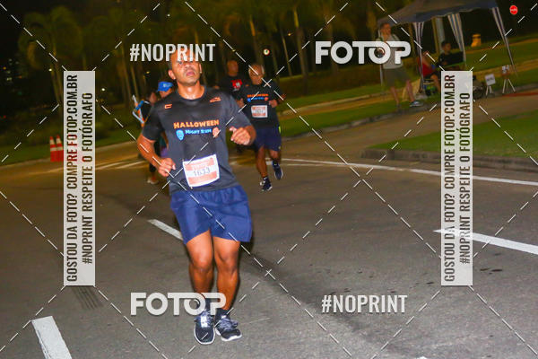 Buy your photos of the eventHalloween Run on Fotop