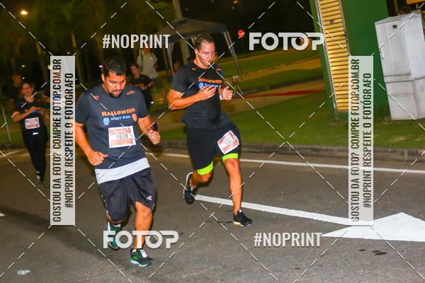 Buy your photos of the eventHalloween Run on Fotop