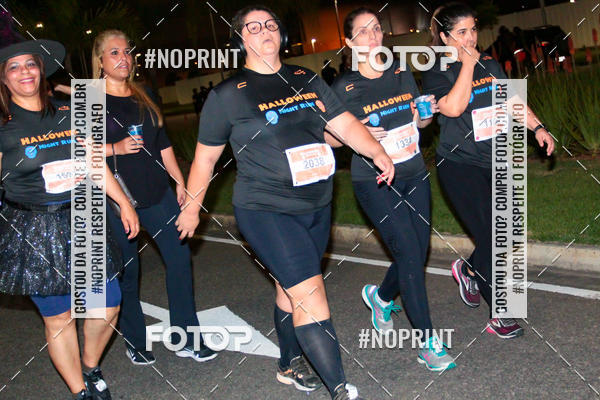 Buy your photos of the eventHalloween Run on Fotop