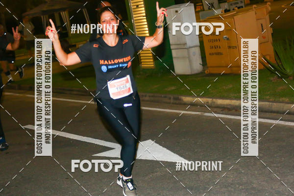 Buy your photos of the eventHalloween Run on Fotop