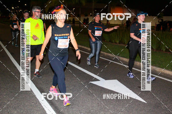 Buy your photos of the eventHalloween Run on Fotop