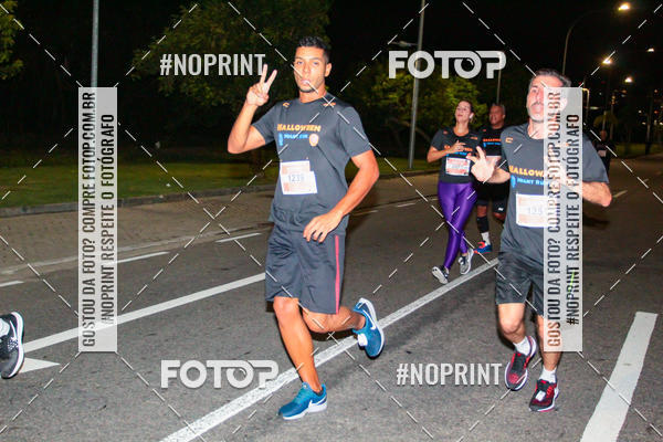 Buy your photos of the eventHalloween Run on Fotop