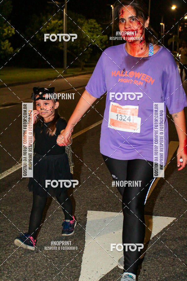 Buy your photos of the eventHalloween Run on Fotop