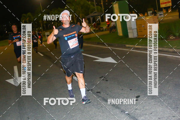 Buy your photos of the eventHalloween Run on Fotop
