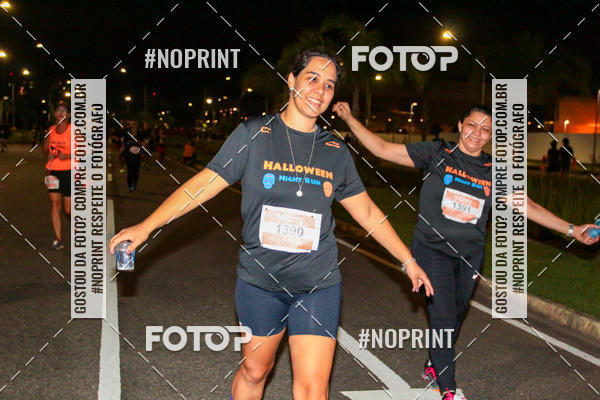 Buy your photos of the eventHalloween Run on Fotop