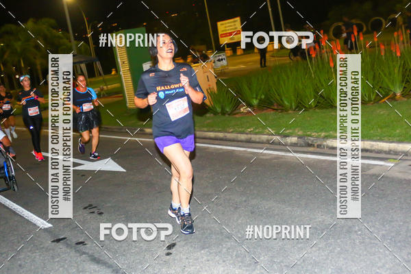 Buy your photos of the eventHalloween Run on Fotop