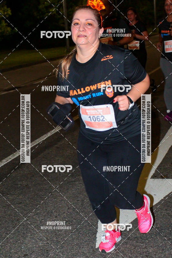 Buy your photos of the eventHalloween Run on Fotop