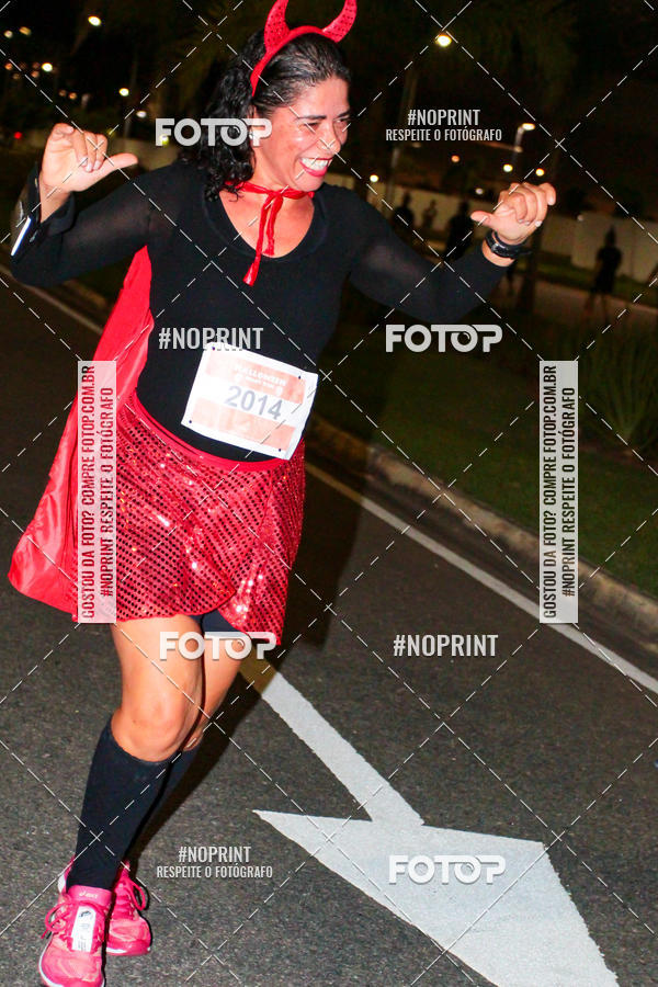 Buy your photos of the eventHalloween Run on Fotop
