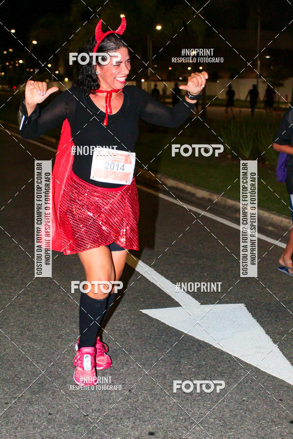 Buy your photos of the eventHalloween Run on Fotop