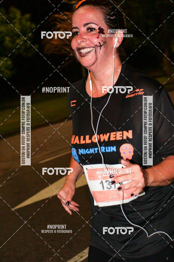 Buy your photos of the eventHalloween Run on Fotop