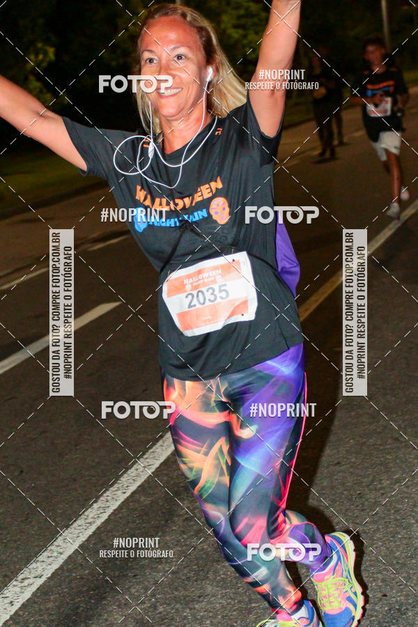 Buy your photos of the eventHalloween Run on Fotop