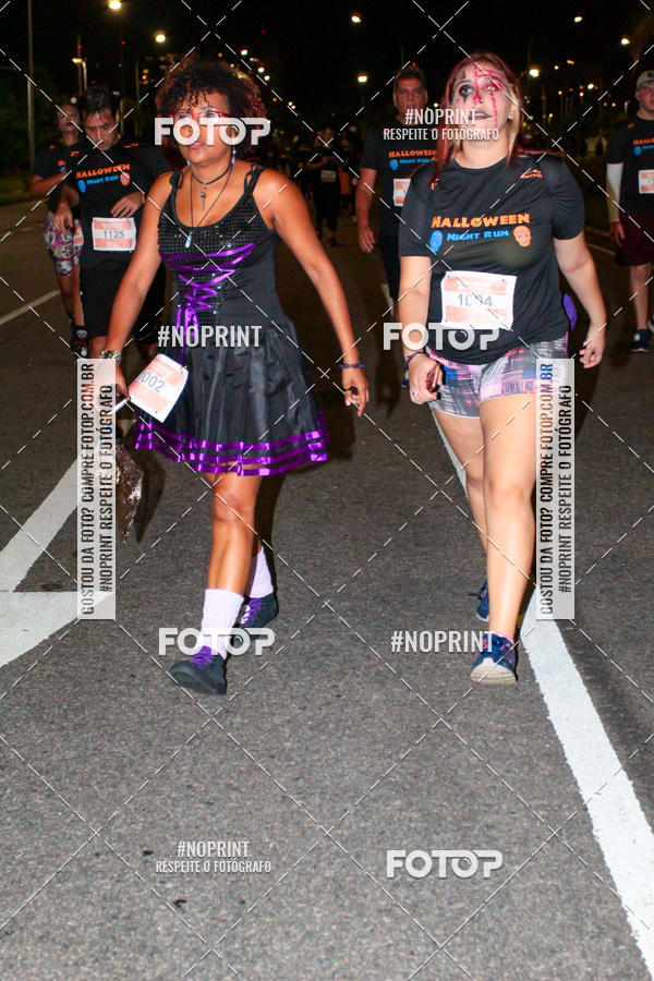 Buy your photos of the eventHalloween Run on Fotop