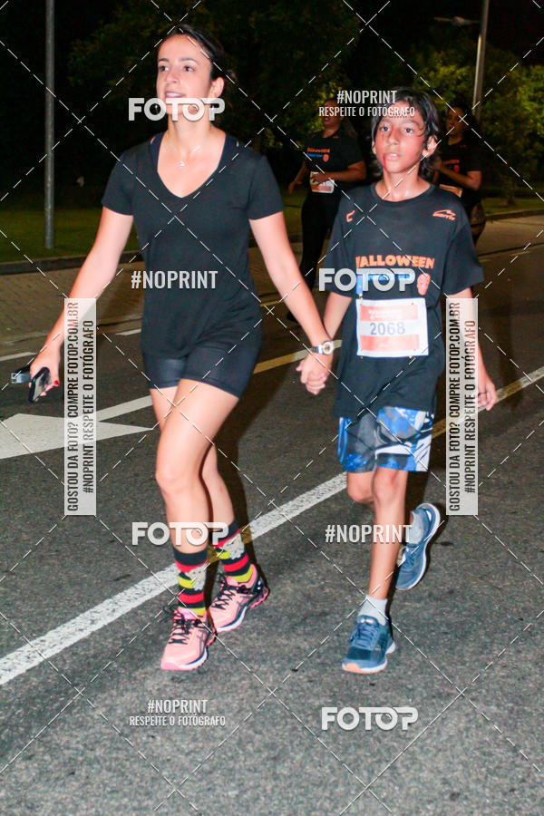 Buy your photos of the eventHalloween Run on Fotop