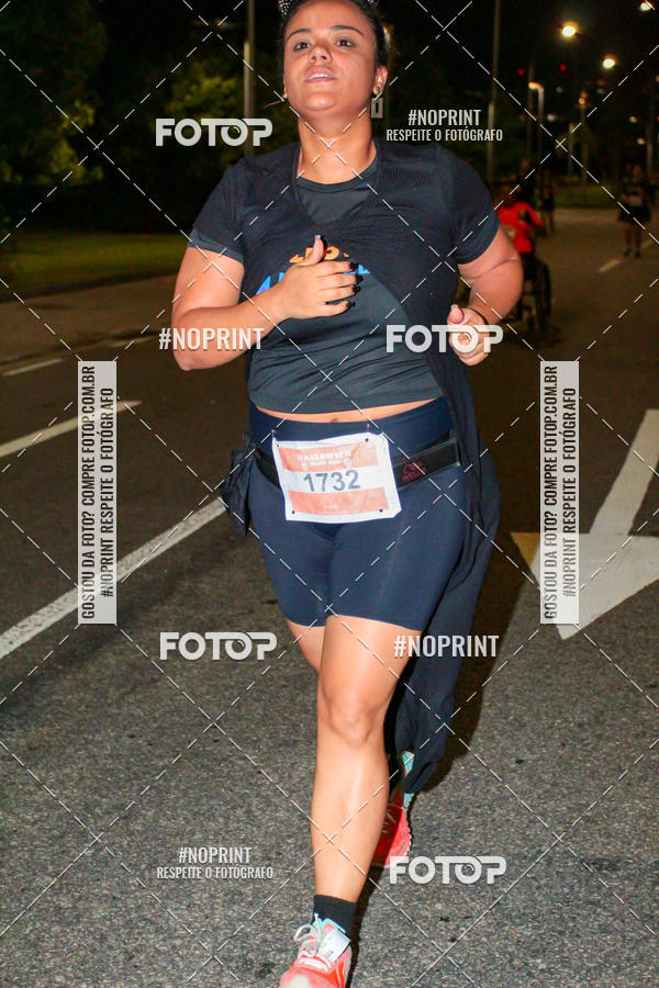 Buy your photos of the eventHalloween Run on Fotop