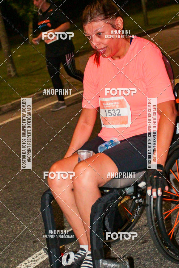 Buy your photos of the eventHalloween Run on Fotop