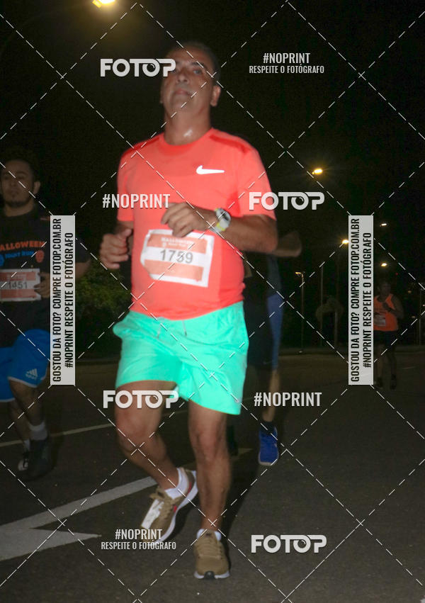 Buy your photos of the eventHalloween Run on Fotop