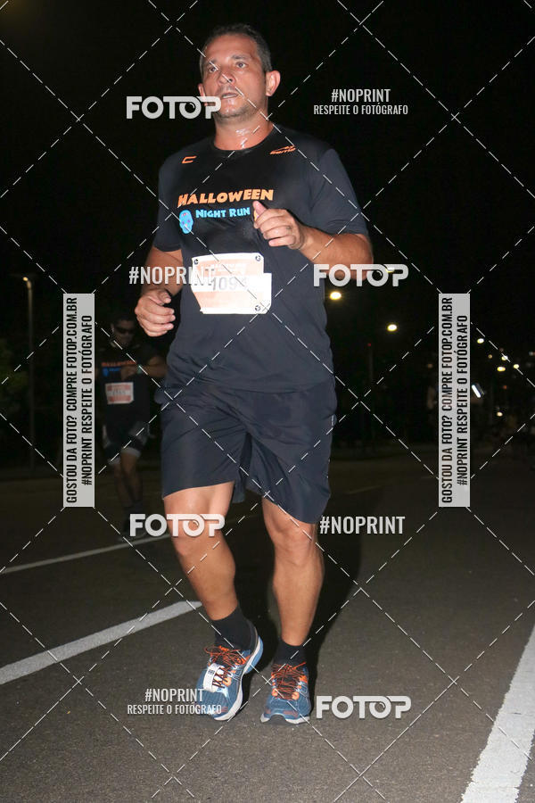 Buy your photos of the eventHalloween Run on Fotop