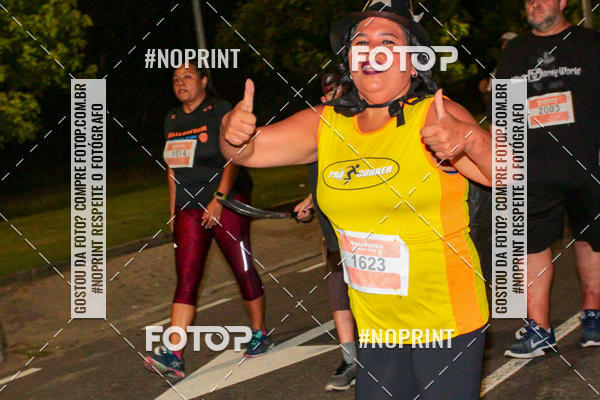 Buy your photos of the eventHalloween Run on Fotop