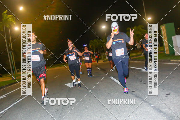 Buy your photos of the eventHalloween Run on Fotop