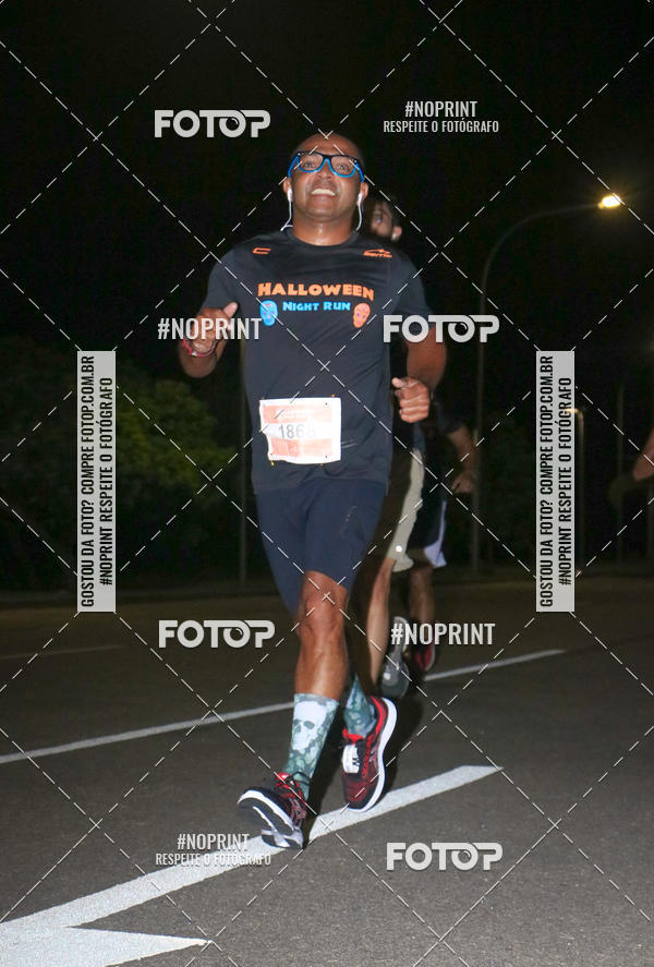 Buy your photos of the eventHalloween Run on Fotop