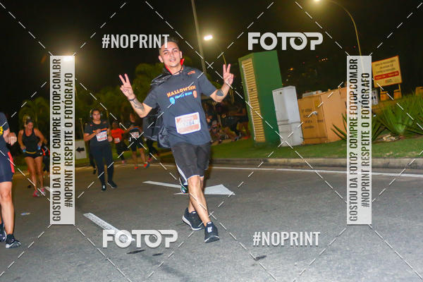 Buy your photos of the eventHalloween Run on Fotop