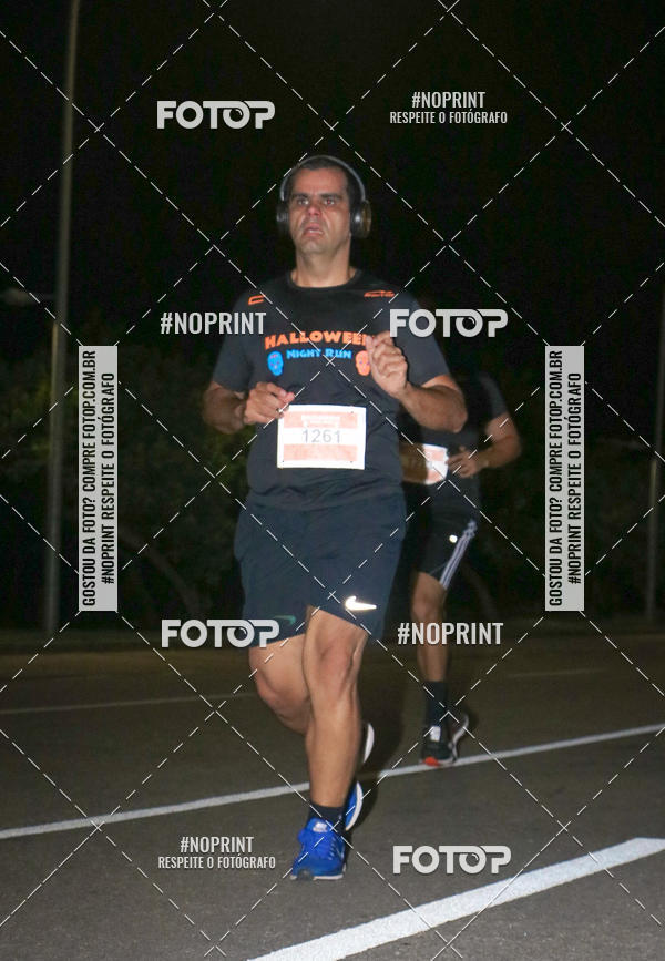 Buy your photos of the eventHalloween Run on Fotop