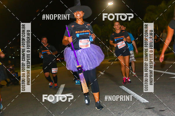 Buy your photos of the eventHalloween Run on Fotop