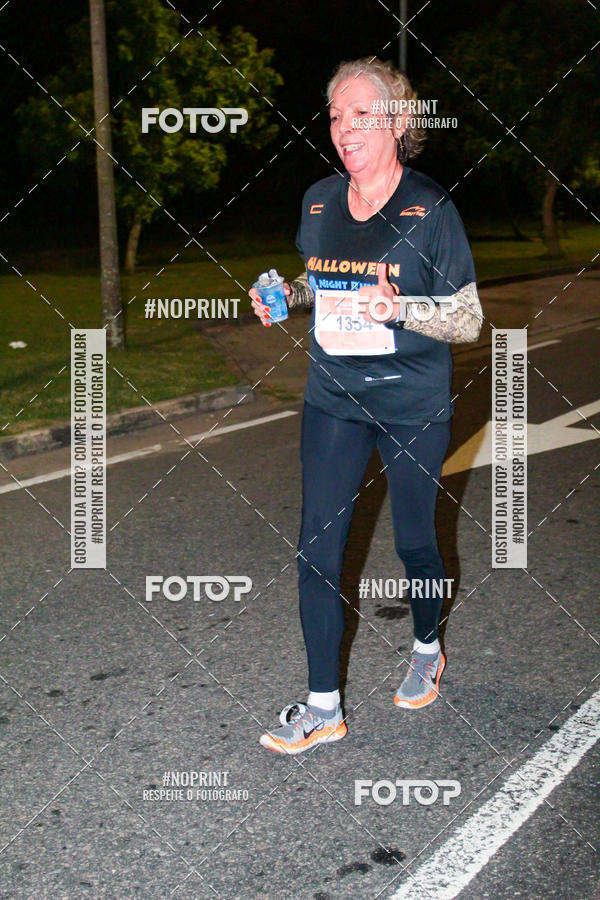 Buy your photos of the eventHalloween Run on Fotop