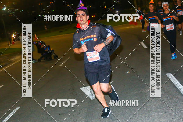 Buy your photos of the eventHalloween Run on Fotop