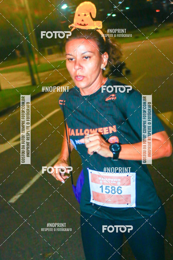 Buy your photos of the eventHalloween Run on Fotop