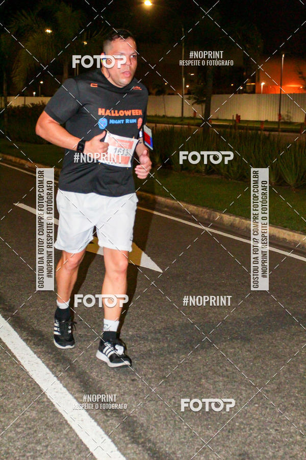 Buy your photos of the eventHalloween Run on Fotop