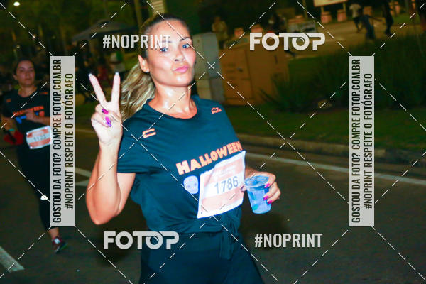 Buy your photos of the eventHalloween Run on Fotop