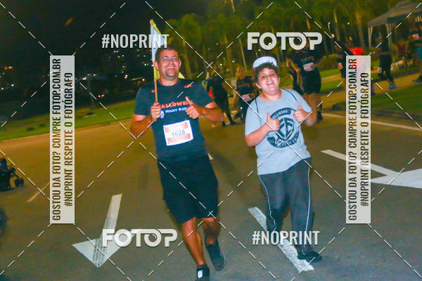 Buy your photos of the eventHalloween Run on Fotop