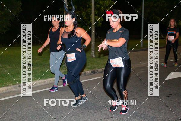 Buy your photos of the eventHalloween Run on Fotop