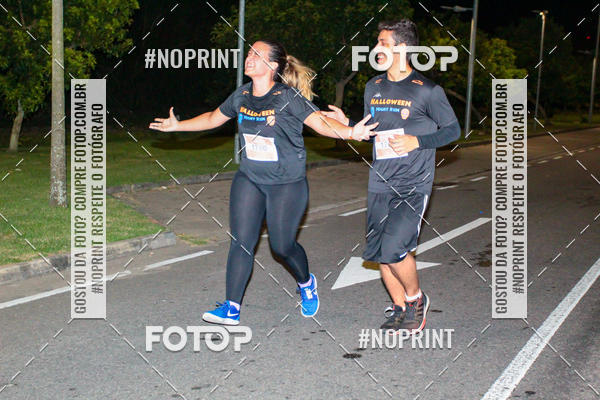 Buy your photos of the eventHalloween Run on Fotop