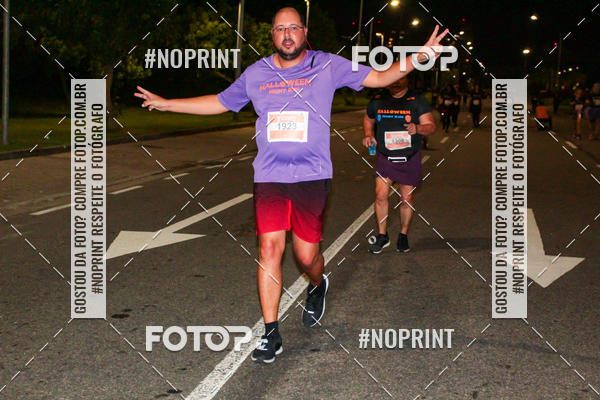 Buy your photos of the eventHalloween Run on Fotop