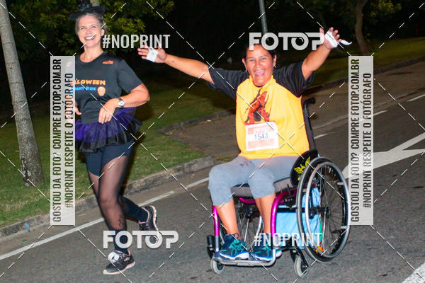 Buy your photos of the eventHalloween Run on Fotop