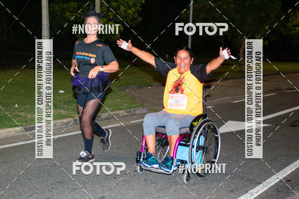 Buy your photos of the eventHalloween Run on Fotop