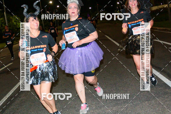 Buy your photos of the eventHalloween Run on Fotop