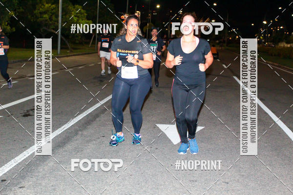 Buy your photos of the eventHalloween Run on Fotop
