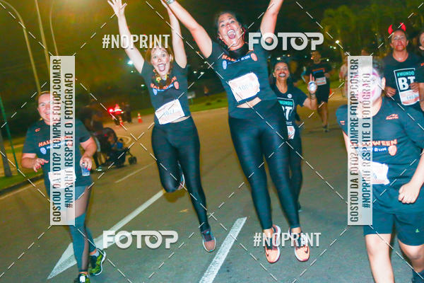 Buy your photos of the eventHalloween Run on Fotop