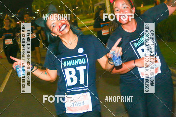 Buy your photos of the eventHalloween Run on Fotop