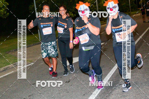Buy your photos of the eventHalloween Run on Fotop