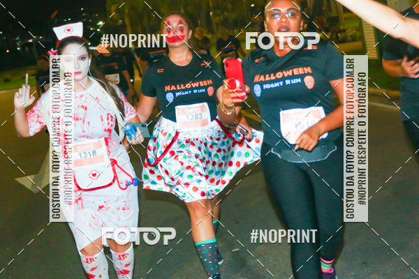 Buy your photos of the eventHalloween Run on Fotop