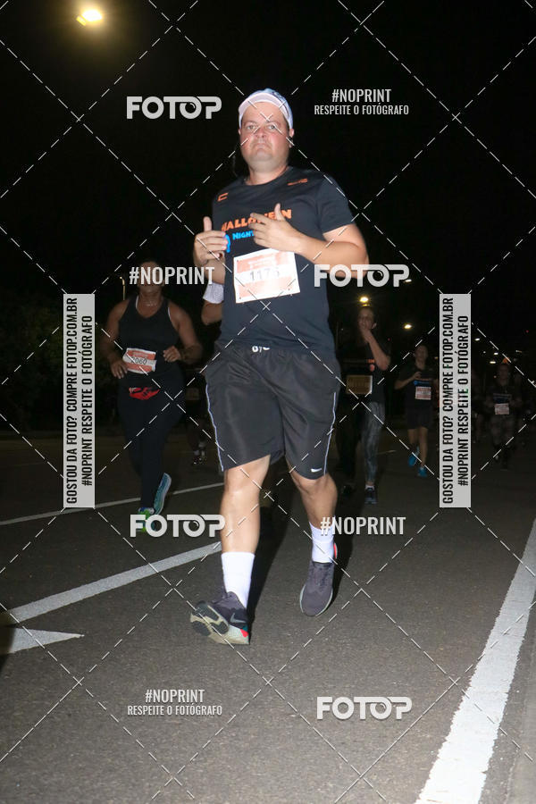 Buy your photos of the eventHalloween Run on Fotop