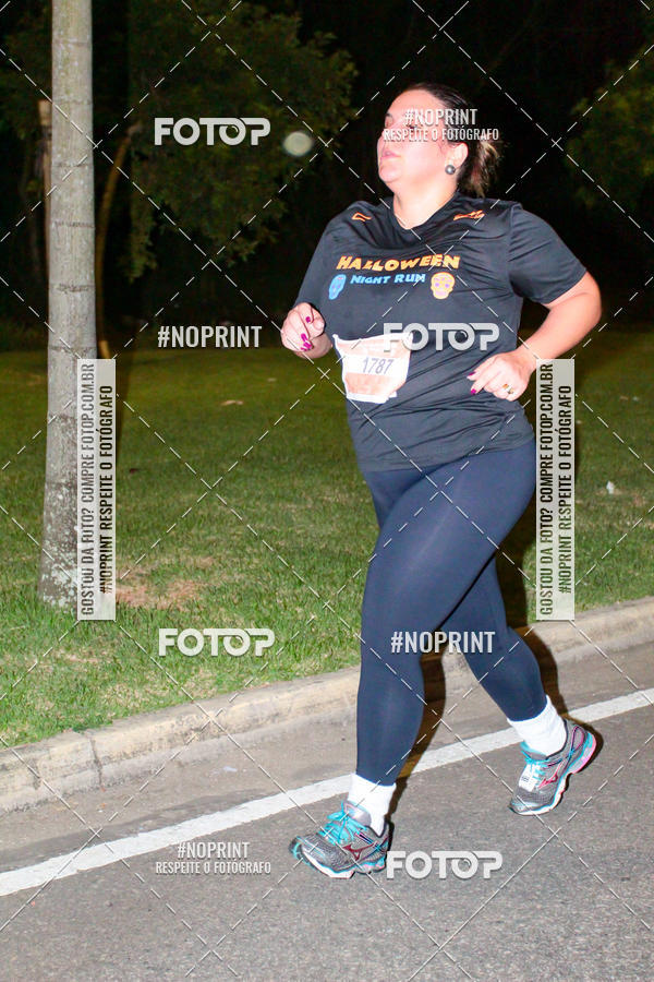 Buy your photos of the eventHalloween Run on Fotop