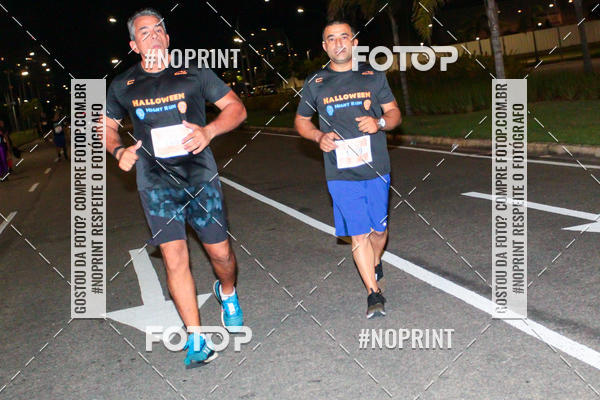 Buy your photos of the eventHalloween Run on Fotop