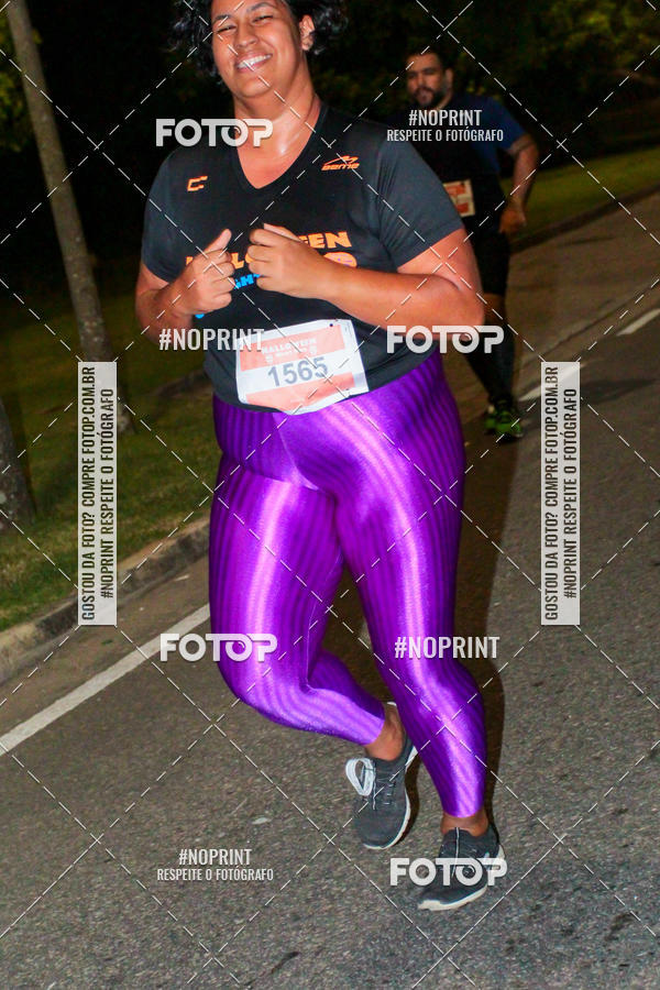 Buy your photos of the eventHalloween Run on Fotop