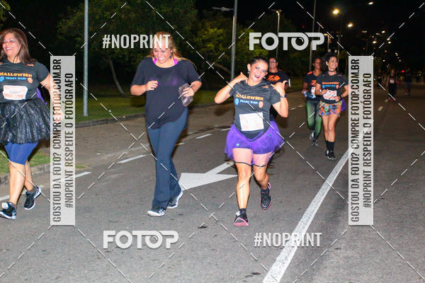 Buy your photos of the eventHalloween Run on Fotop