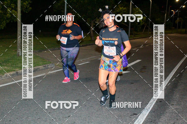 Buy your photos of the eventHalloween Run on Fotop